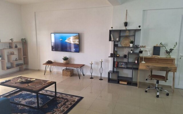 Paramount Gardens Resorts D204