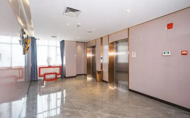 Nanning Meibang Four Seasons Hotel (Rongchuangmao Branch, Shishan Park Subway Station)