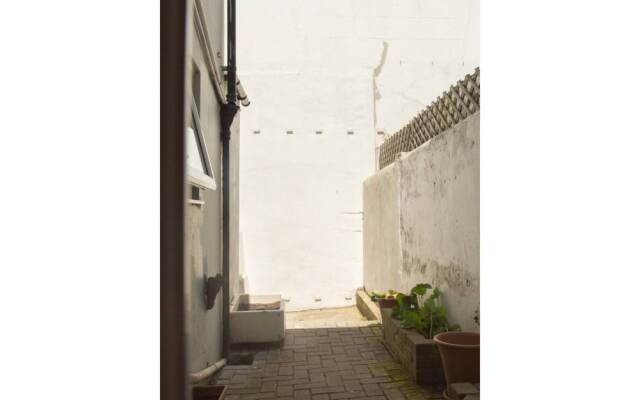 Beautiful 2 Bedroom House in Central Brighton