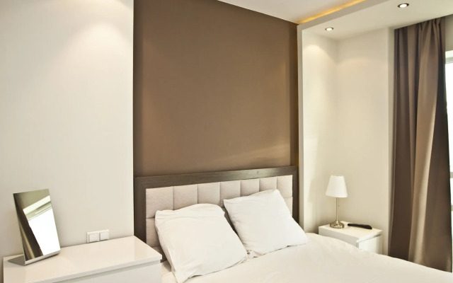 Platinum Towers Country 2 Country