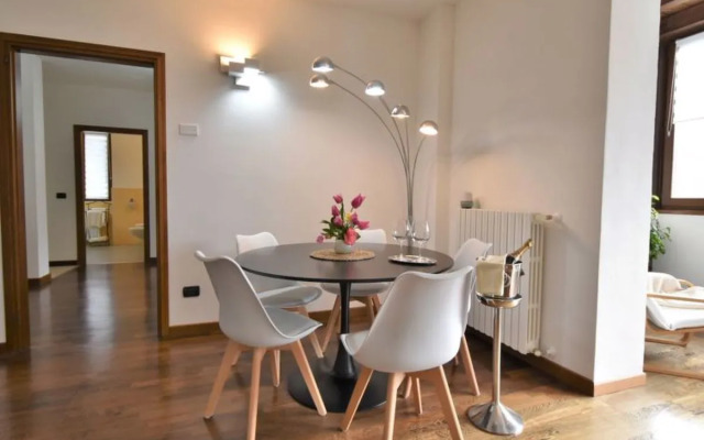 Valley View Pool Apartment