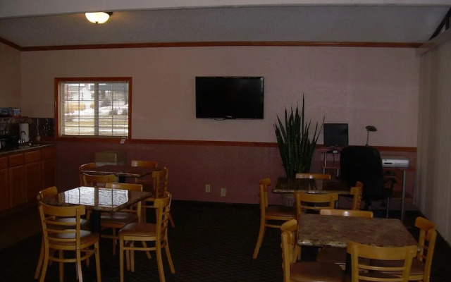 83 Motel