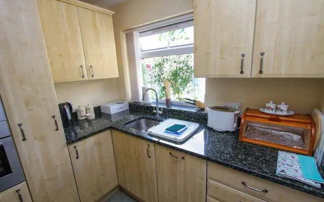 London Road Guest Accommodation