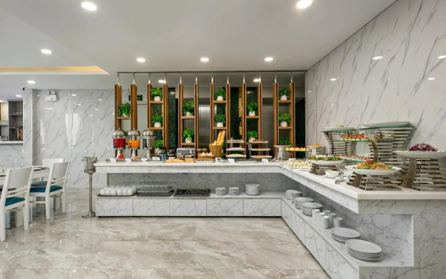 Calix Hotel