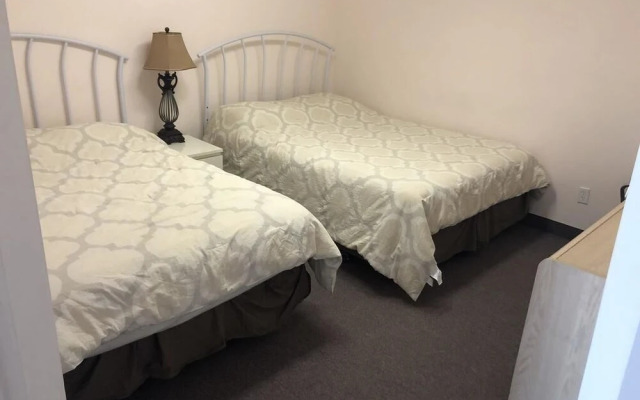 Imperial Hunter Hotel