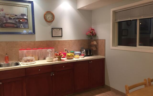 Travel Inn & Suites Innisfail