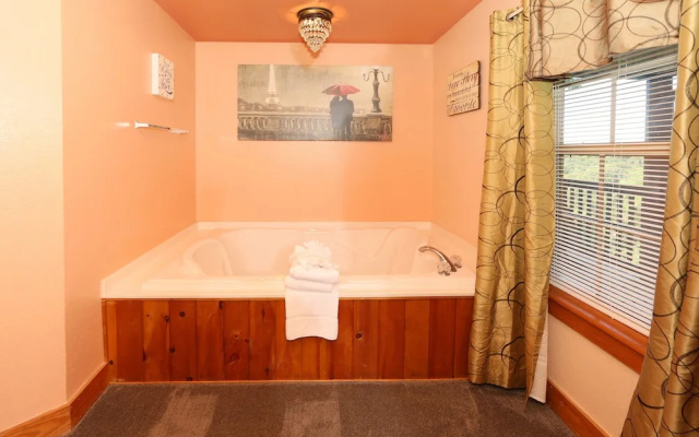 Pine Needles 6 - One Bedroom Chalet