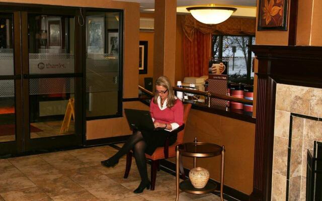 Hampton Inn Minneapolis NW Maple Grove