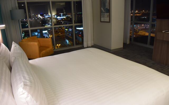 Holiday Inn Lima Airport by IHG
