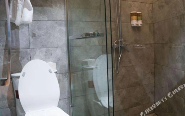 Ripple hotel(Jiashan RT Mart store)