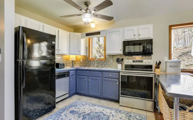 Bushkill Vacation Rental w/ Community Amenities!