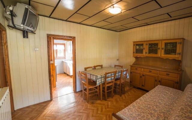 Bungalow Green Holiday