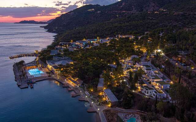 Ramada by Wyndham Loutraki Poseidon Resort