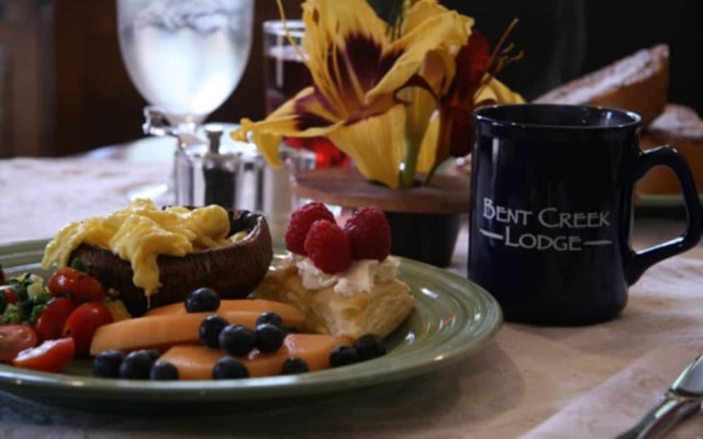 Bent Creek Lodge Bed & Breakfast