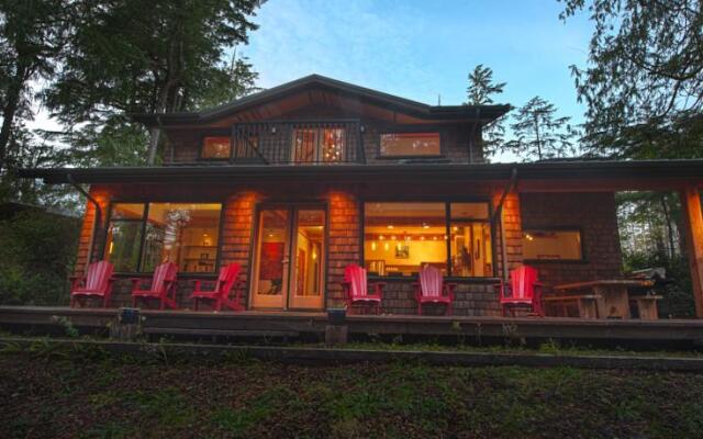 Stay Tofino Vacation Rentals