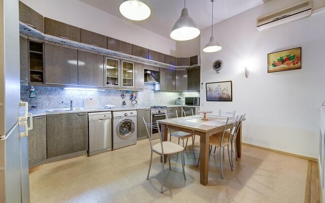 Neva Flats On Marata 34