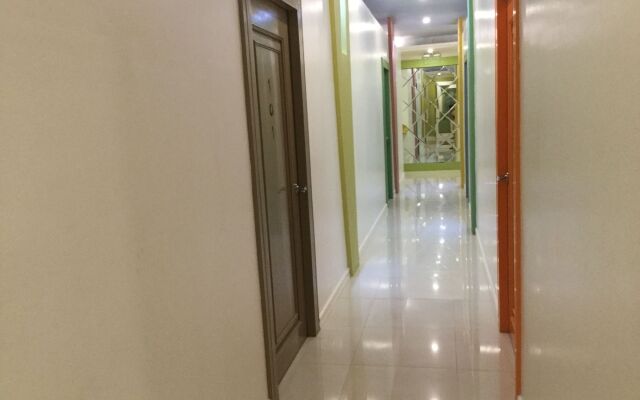 VIP Suite Hostel - Makati