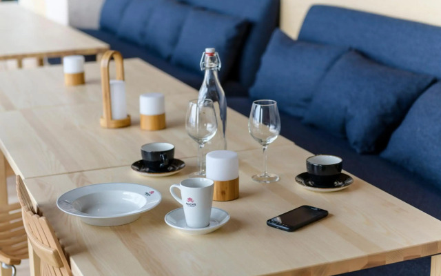 Wood Hotel by Frich's
