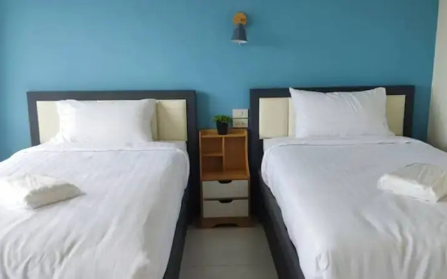 TPR51 Room Service
