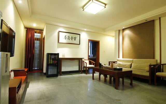 Linyi Tujia Sweetome Vacation Rentals