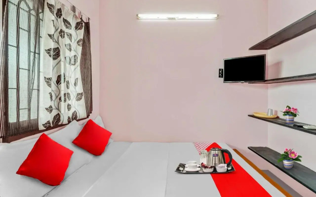 Oyo 91227 Arunachala Guest House