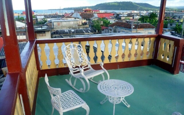 Hostal Roger y Otilia BARACOA
