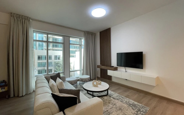 1B-Loft-L404 by bnbme homes
