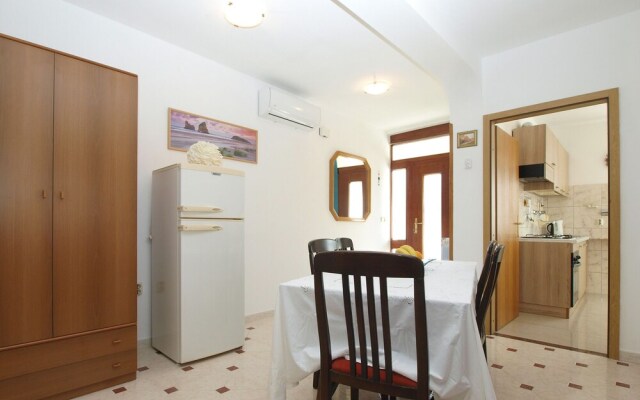 Apartment 1965