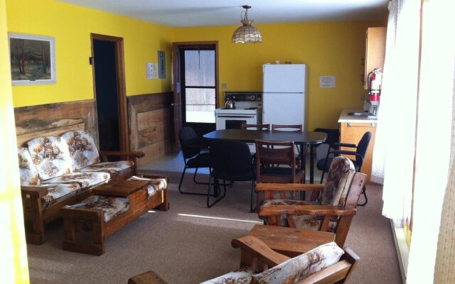 Lake Dalrymple Resort