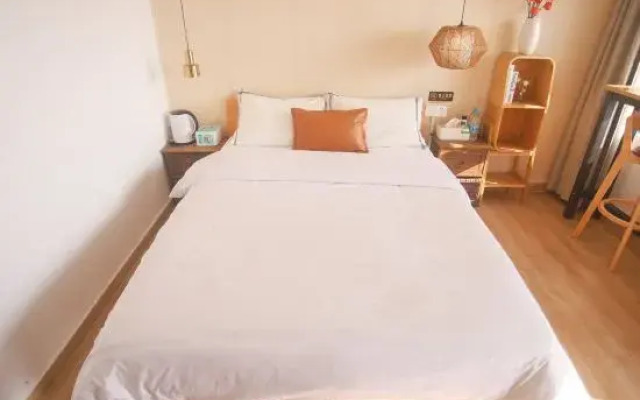 Manshine Homestay (Yanqian Baohuan Avenue)