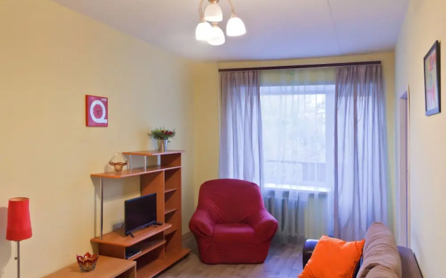 Apartment ALLiS-HALL on Karla Libknekhta 16