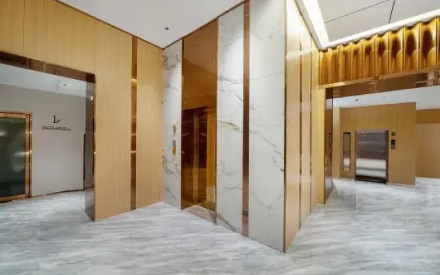 Elong Hotel (Huangshan Shexian Huizhou Ancient City Branch)
