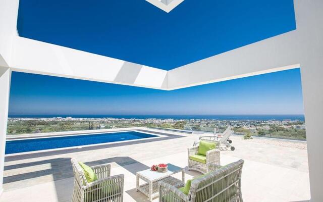 Villa Saranta Gold - Exquisite 3 Bedroom Protaras Villa with Private Pool and Panoramic Views