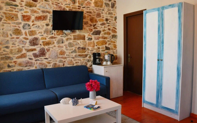 Castro Rooms Chios