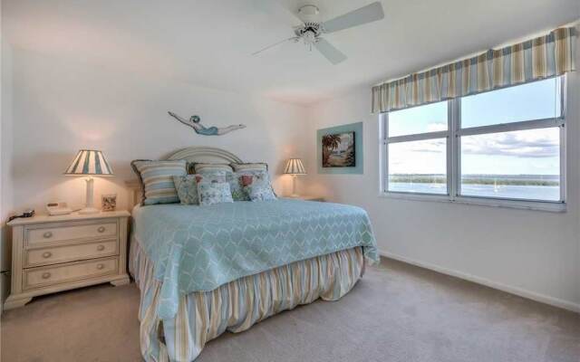 Bahia Vista 17881 - Two Bedroom Condo