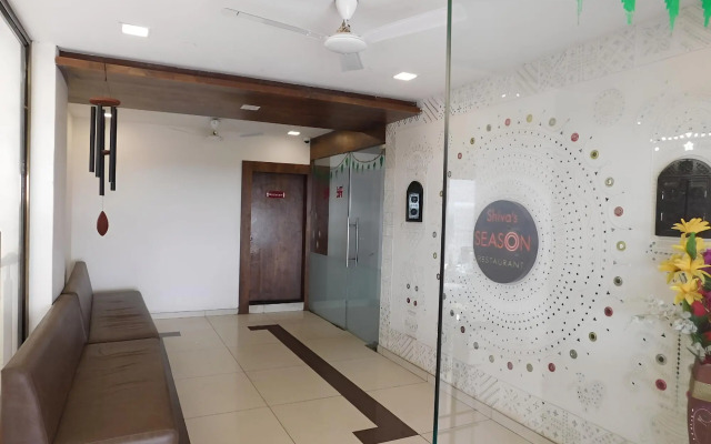 V by Vinnca Hotel Shiva