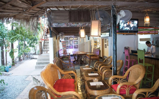 Five Rose Siem Reap Hostel