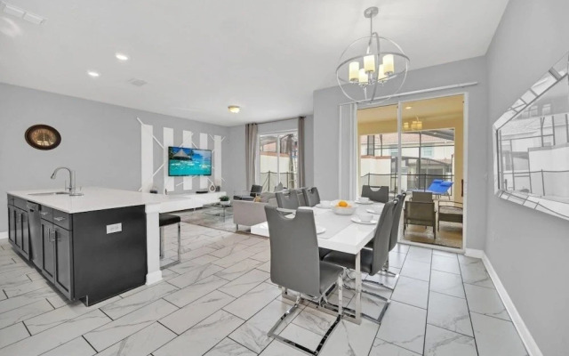 1569plunker 4 Bedroom Townhouse