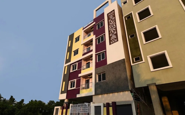 Pramukh Hotels by OYO Rooms