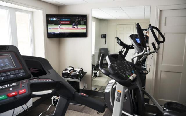 Danny’s Hotel Suites, SureStay Collection by Best Western