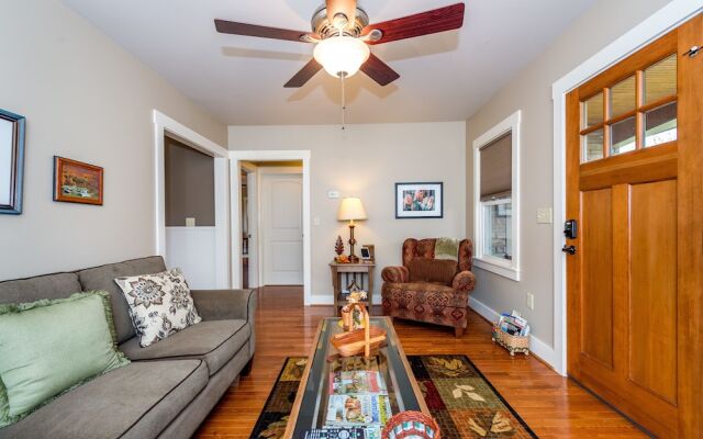 205 Kerlee Heights Home