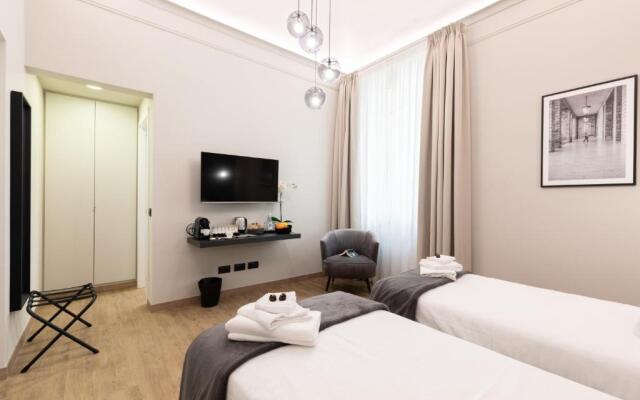 Foresteria Di Piazza Cavour - Luxury Suites And Guest House