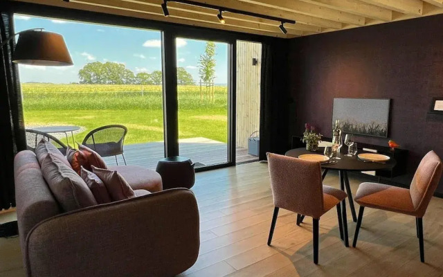 Romantic Holiday Home With Shared Pool