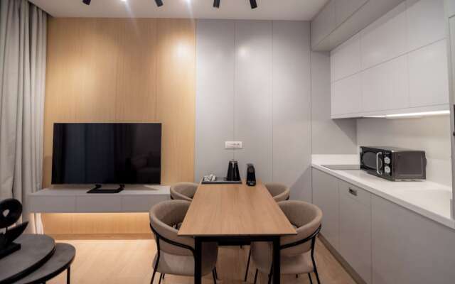 Contessa Bianca Luxury Suites