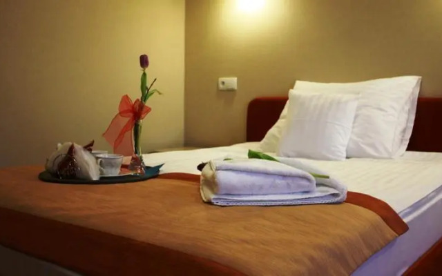 Dwór Maria Antonina