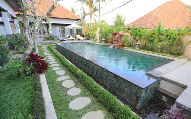 Uma Dhari Villa