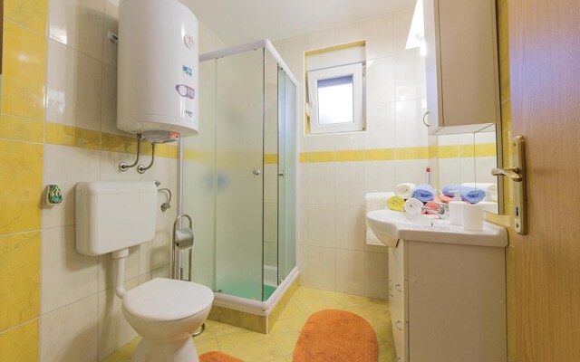 Beautiful Home in Betiga With Wifi and 4 Bedrooms