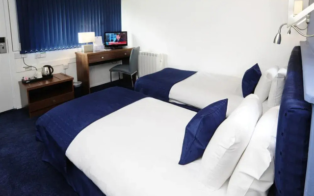 The Hotel Rafiya, Redditch