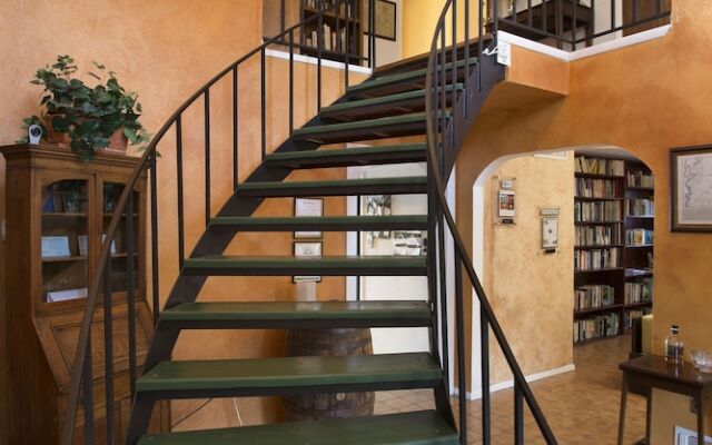 The Lakehouse Bed & Breakfast