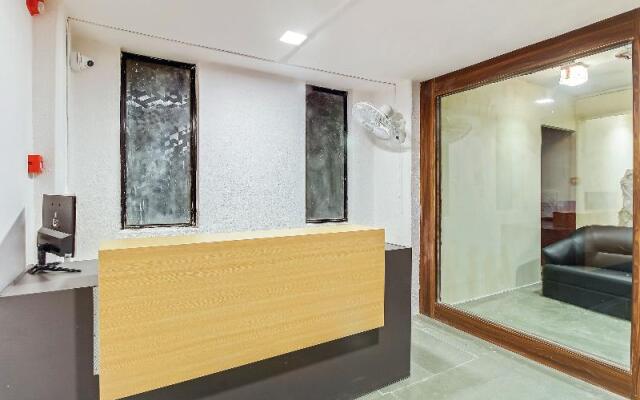 OYO Flagship 44951 Chaitanya